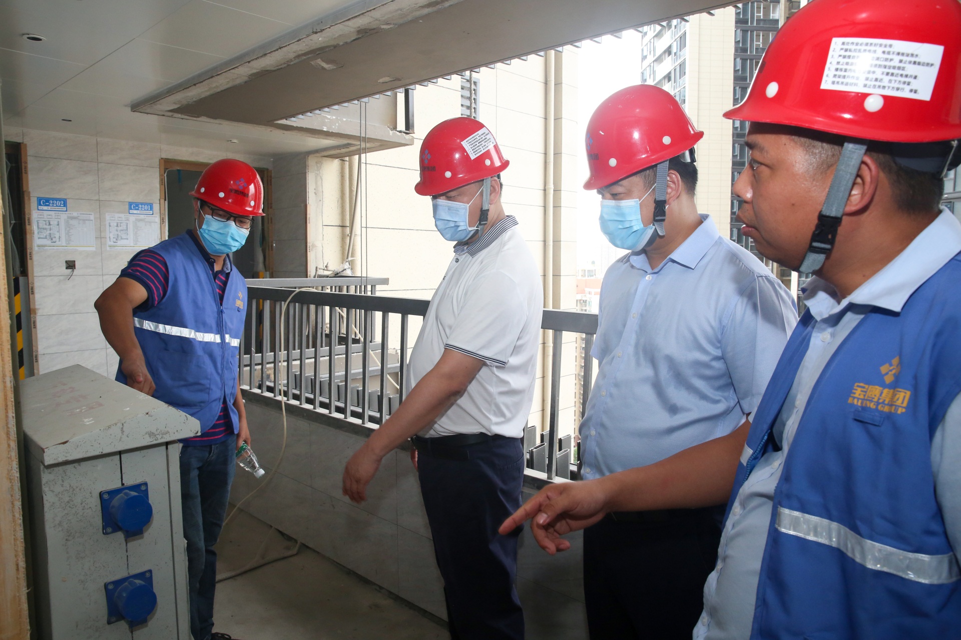 寶鷹集團總裁于泳波:以用戶滿意度為標準 打造寶鷹批量精裝品牌